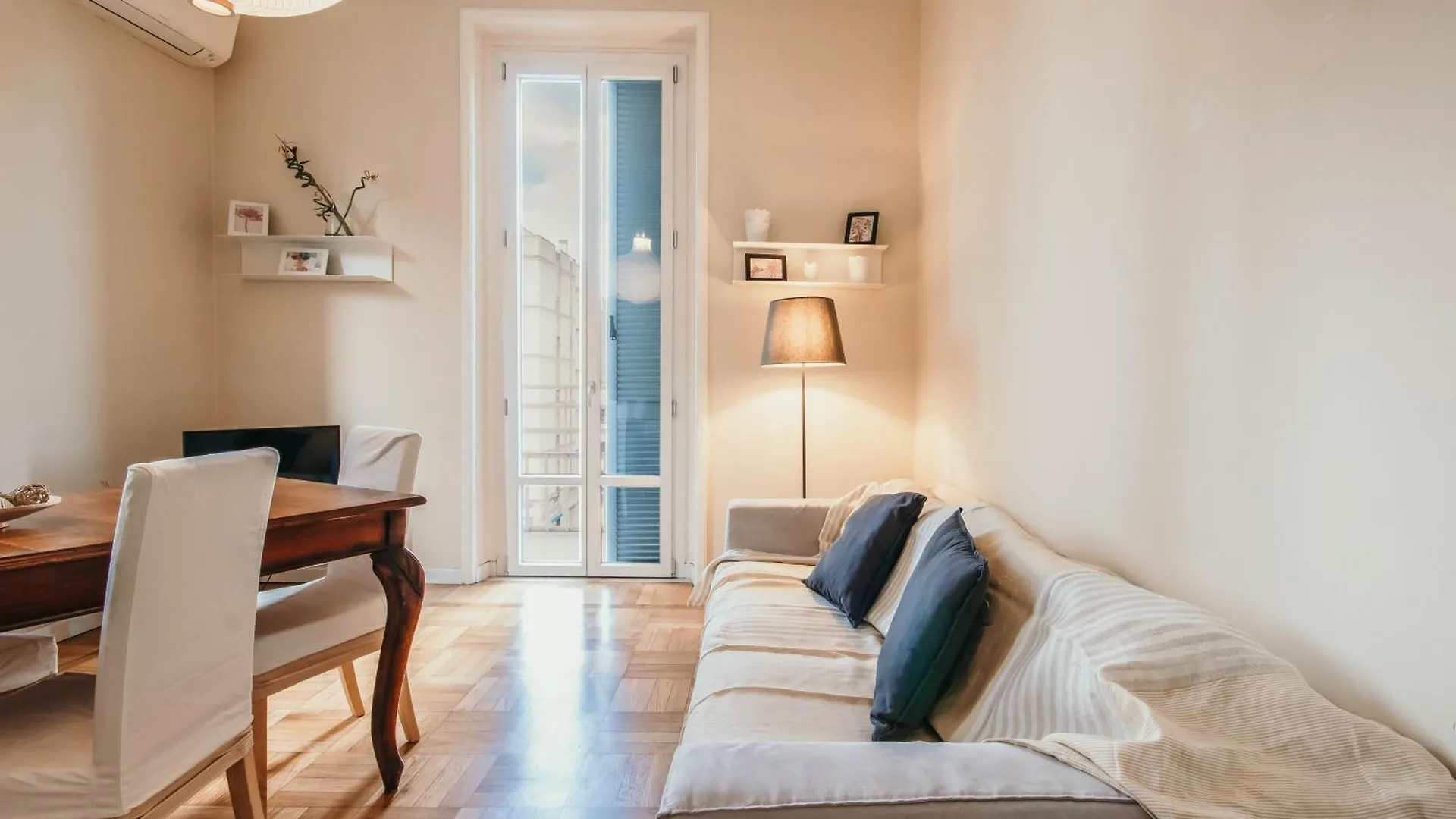 Appartamento Papiniano - Lakeside L&B elérhetőségei